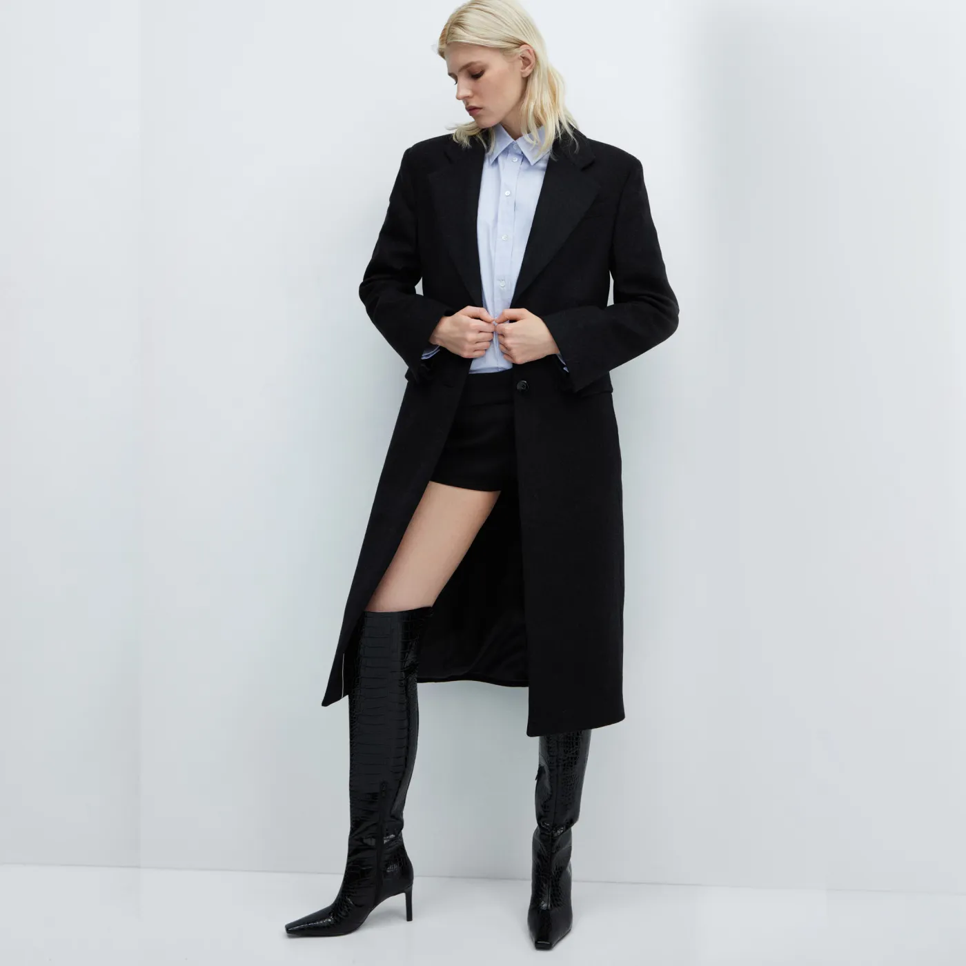 Black Croc-Effect Based Stiletto Boots – Image 3